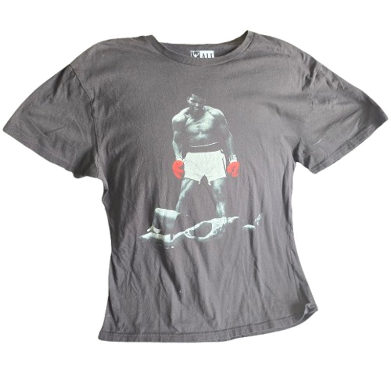 Muhammad Ali Knockout Graphic Tee – (Large)