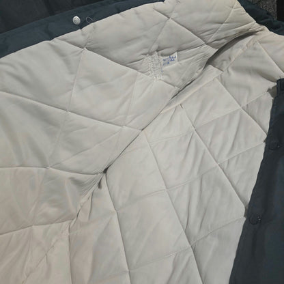 *Rare* Six Flags Theme Park Puffer Jacket