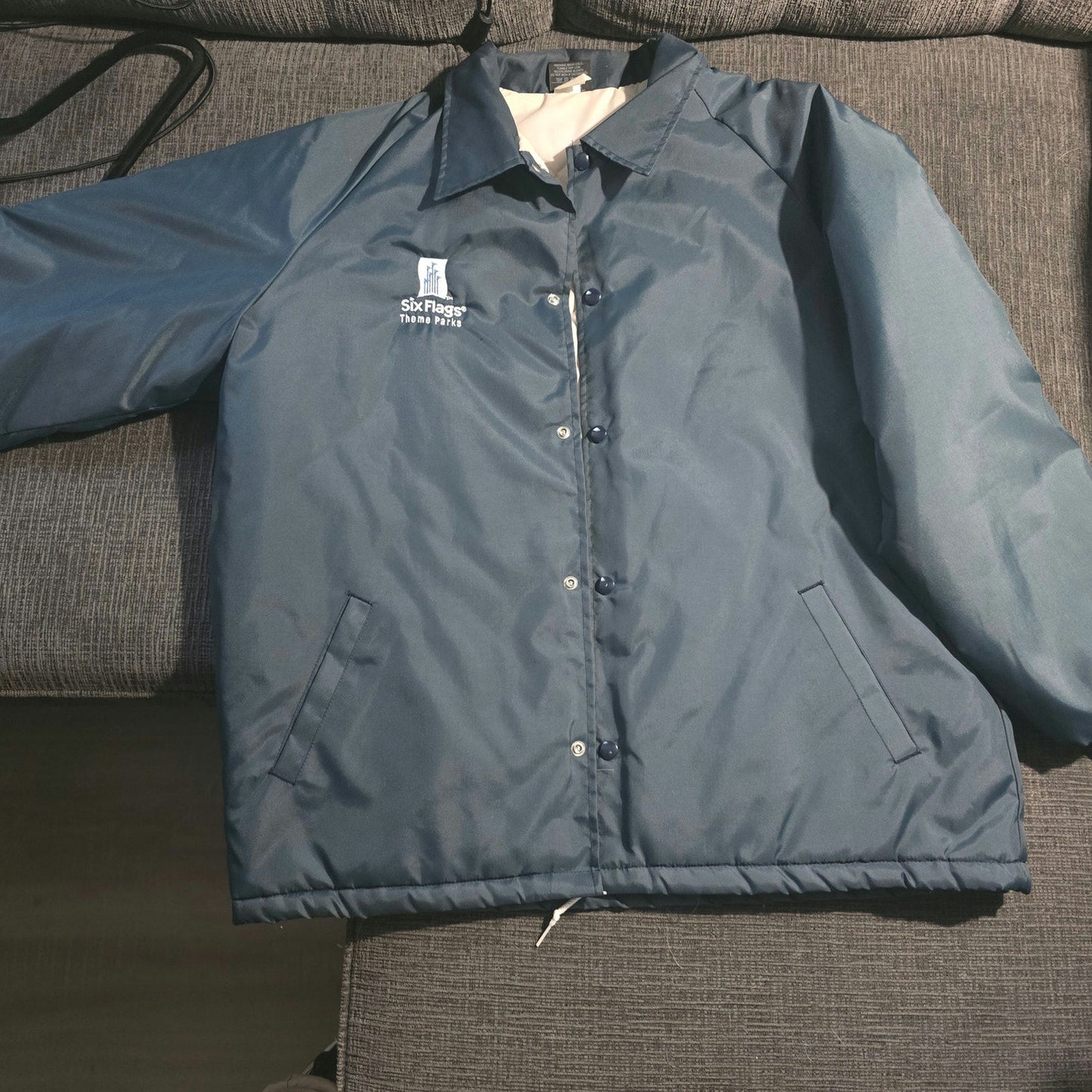 *Rare* Six Flags Theme Park Puffer Jacket